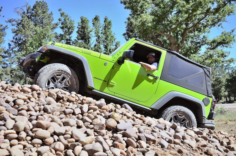  Jeep Wrangler Moab Edition 2013 года  (фото 3 из 8)